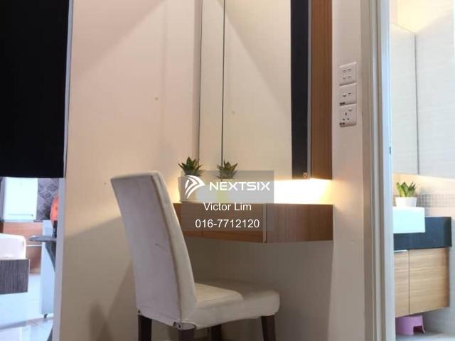 Land size: 5200 sqft Bedroom: 3 Bathroom: 2 Tenure: Freehold International lot Direction: South West House years: 70 years + Remarks: Beside have Ramada Suites 4 Stars Hotel