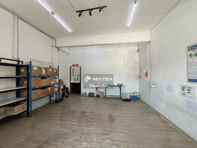 Land Size: 5arces Zoning Residential Perfect area for Sports Stadium or Pasar Excellent connectivity – Easy access to highways Can use for Warehouse/ Forklift, Lorry parking/ Build Factory