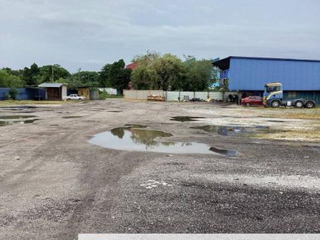 Land With Open Warehouse For Sale At Port Klang