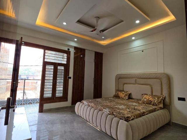 Landcraft Golf Links 3 Bedroom 1300 Sq. Ft. Apartment in Pandav Nagar Ghaziabad Listing ID: #10315