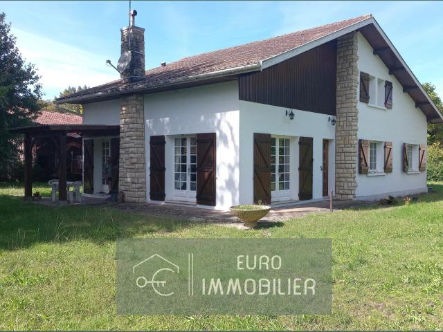 Landaise traditionnelle 4 chambres dépendances 2000m2. 153m² Sore