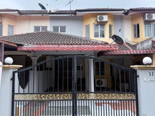 Landed House4 Room Seksyen 5Bandar baru bangi