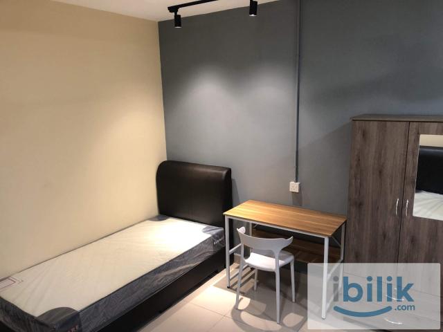 ✨LANDED HOUSE NEAR HELP Uni✅@ SUBANG 2, Newly Renovated, Single Room with aircond, fully furnish