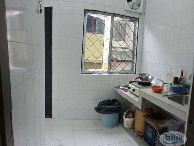 Landed house ss 21 Master Room at Mix gender Female Damansara Jaya, Petaling Jaya
