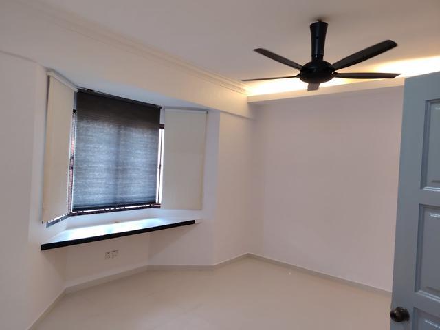 Landed House Partial Furnished Just Renovated