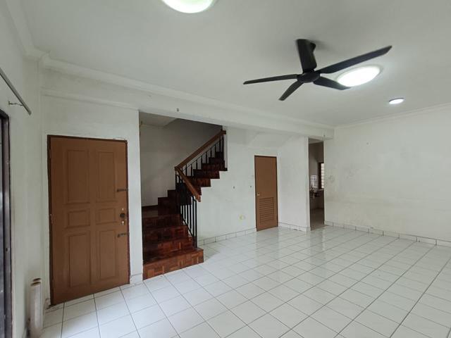 LANDEDPERMAS JAYA20x70EASY to CIQ CHEAPEST Johor Bahru For SALE