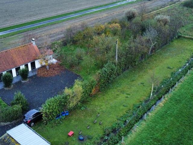 Landelijk gelegen woning op 1669 m² te Leke