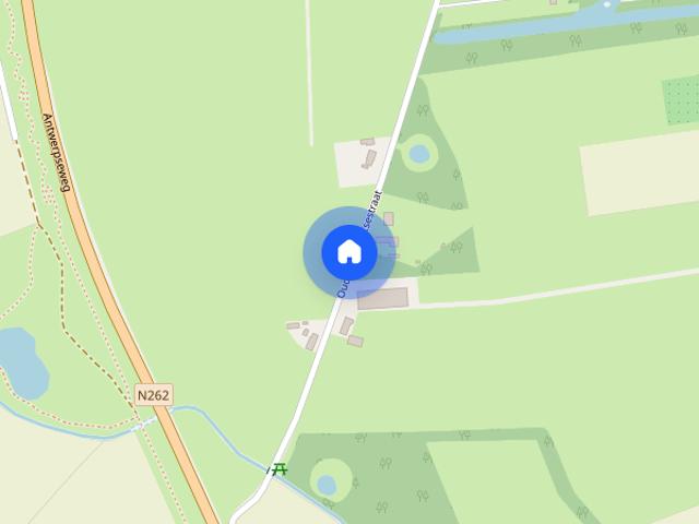 Landelijk en karakteristieke woning met 3 slaapkamers op groot perceel.