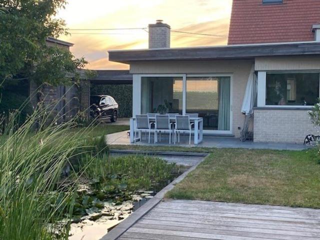landelijke woning met tuin