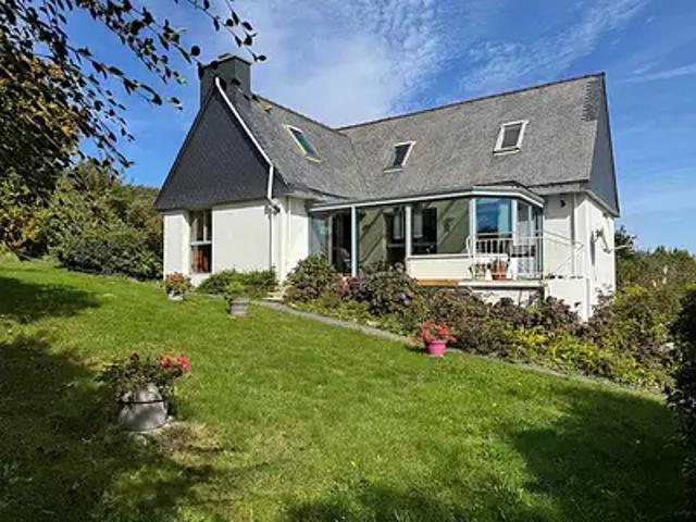 Landerneau 29800 Achat / Vente maison 10 pièces t10 parking