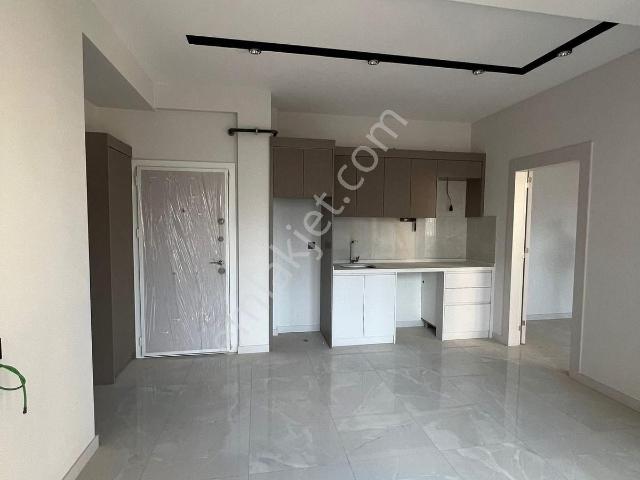 Landex Master'dan Şehir Hastanesi Karşısı Satılık Ara Kat Apart