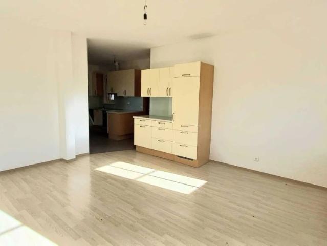 Landhaus Charme, sonnige 3 ZI mit Naturblick, Parkplatz