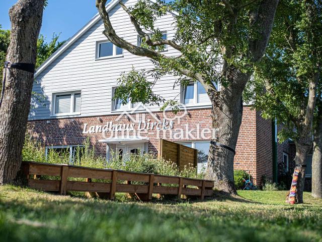 Landhaus Dircks – Ferienimmobilie zwischen Dünen, Strand und Ruhe in Sankt Peter Ording