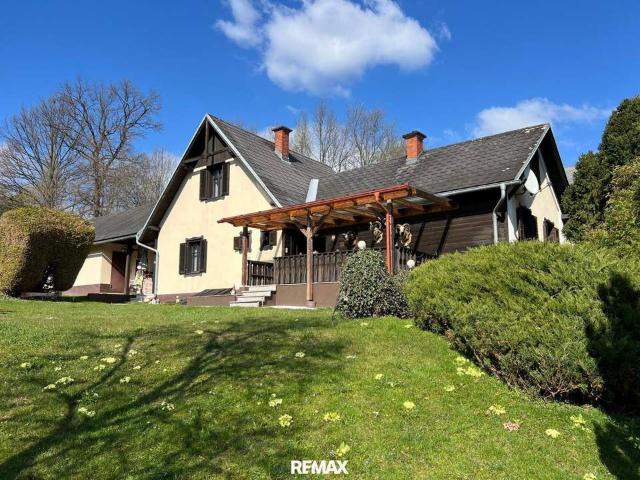Landhaus mit großem Grundstück in Toplage in Frohnleiten