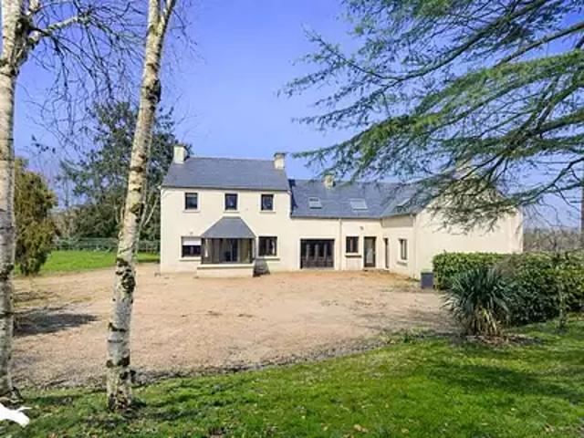 Landivisiau 29400 Achat / Vente maison 7 pièces t7 parking