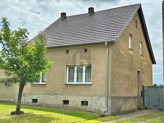LÄNDLICH LEBEN MIT FREIRAUM