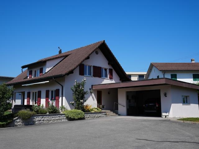 Ländliches 6.5 Zimmer Einfamilienhaus à 170 m²
