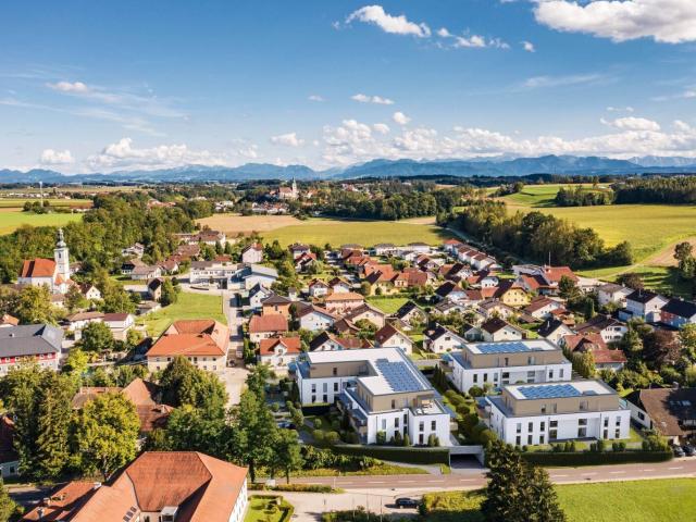 Gartentraum! 4 Zimmer Familienwohnung mit Über 100M² Eigengarten