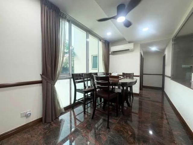 Landridge Condo Condominium For Sale, $2,800,000, 3 Bed 3 Bath 1,647 sqft $1,700.00 psf