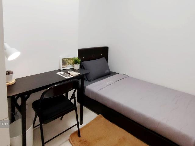 Landridge Condo D5, Condominium