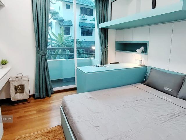 Landridge Condo D5, Condominium