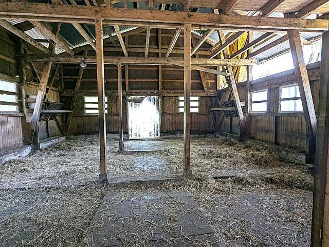 Landwirtschaftliches Gewerbe in einzigartiger Lage mit 2,3 ha Hoffläche