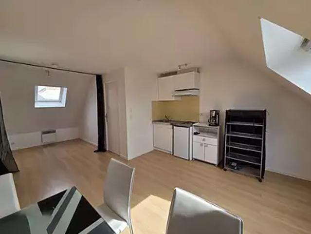 Lanester 56600 Location appartement 1 pièce t1 au dernier étage