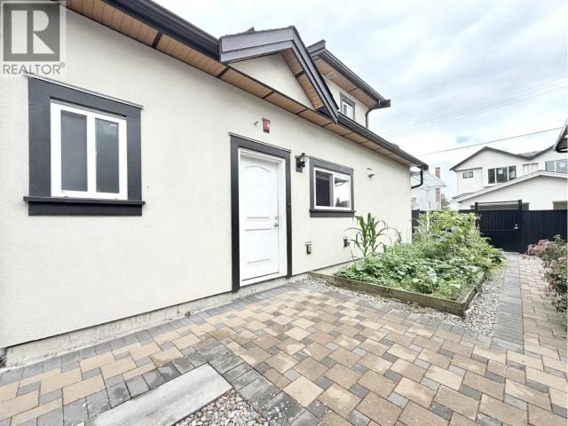Laneway House 7456 HUMM STREET