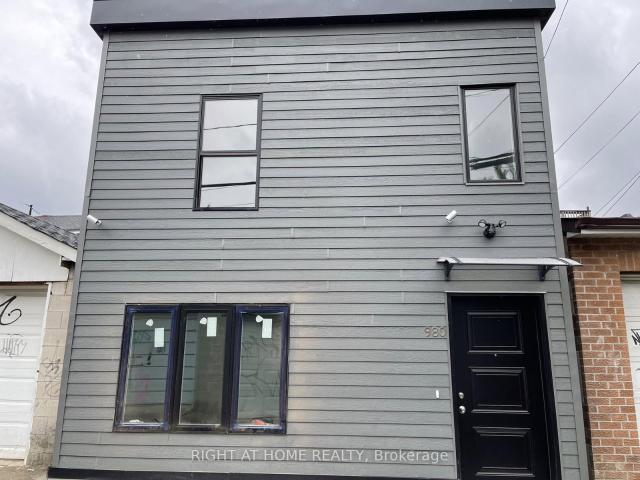 Laneway suite 980 Ossington Avenue, Toronto | 4Beds/2Bath, Townhouse, $3,999/mo | Condos. Ca