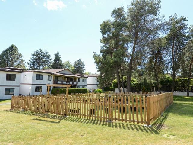 Langara Gardens 2 Bedroom Apartment for Rent at 621 West 57th Avenue 101, Vancouver, BC V6P None Oakridge