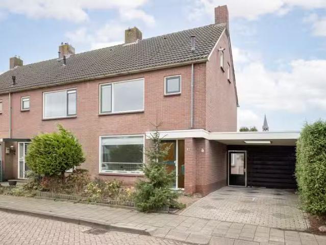 Lange Weide 12 Oudendijk