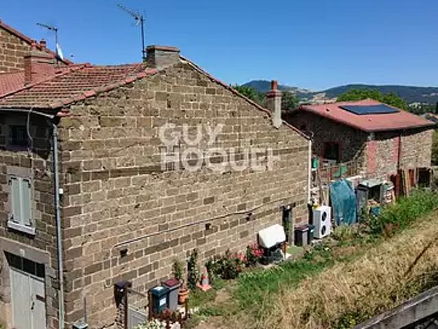 Langeac 43300 Achat / Vente maison 7 pièces t7 au dernier étage terrasse