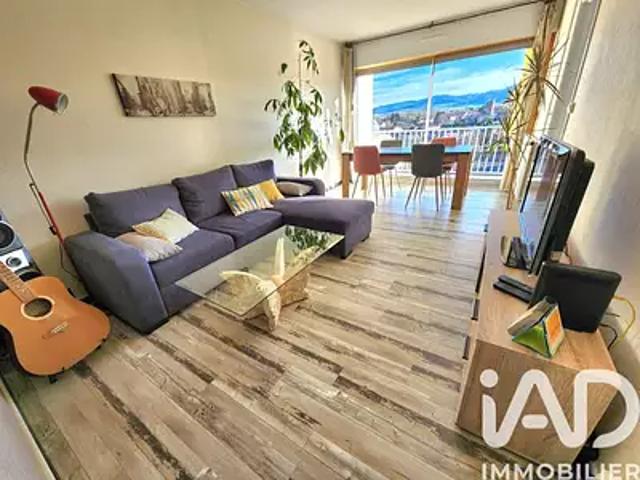 Langeac 43300 Achat / Vente appartement 4 pièces t4 au dernier étage parking
