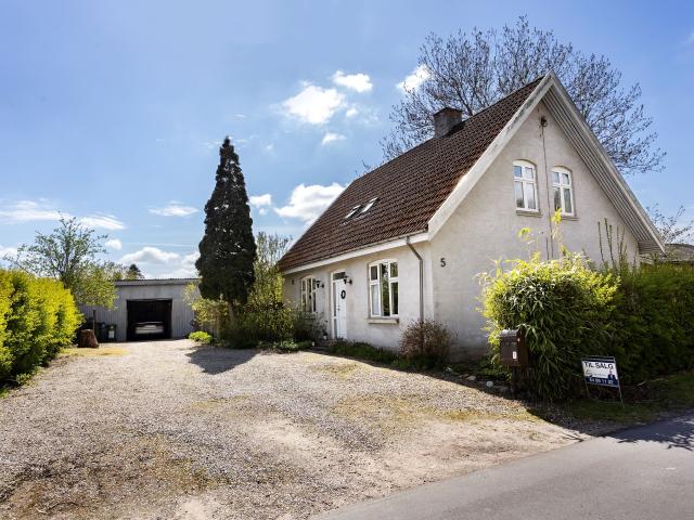 Langebyende 5
