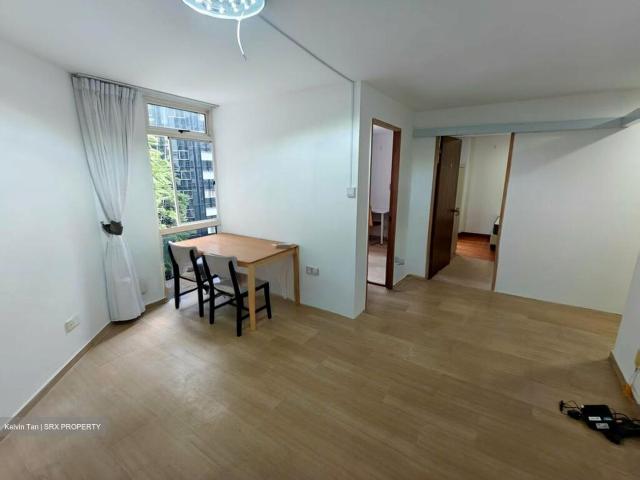 Langston Ville D9, Apartment