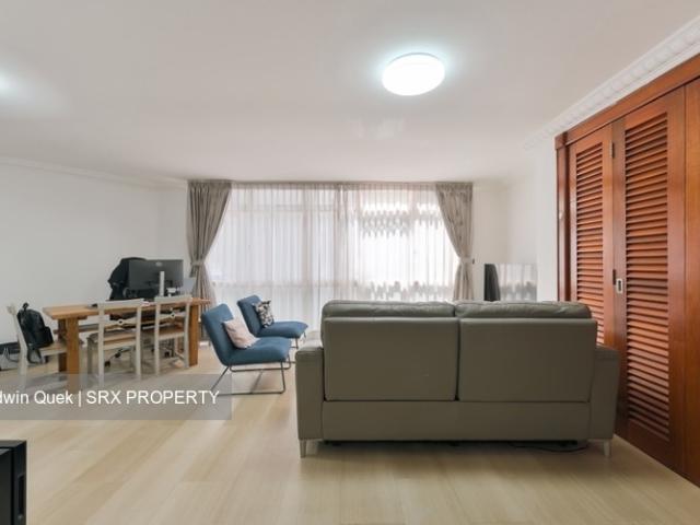 Langston Ville D9, Apartment