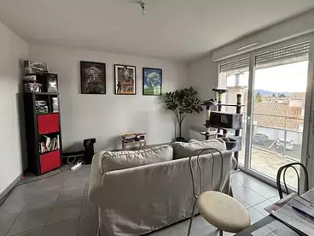 Lannemezan 65300 Location appartement 2 pièces t2 au dernier étage terrasse