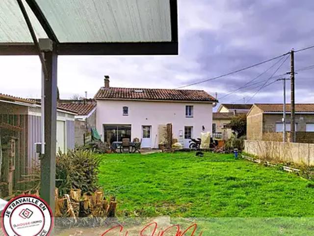 Lansac 33710 Achat / Vente maison 5 pièces t5 terrasse parking