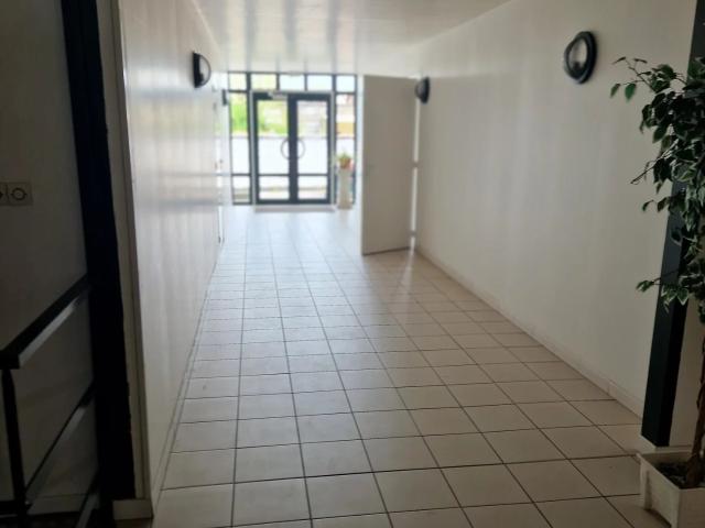 LAON VILLE BASSE REF 3651 MFD