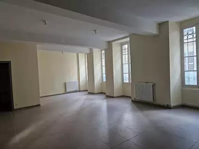 Laon 02000 Achat / Vente maison 9 pièces t9
