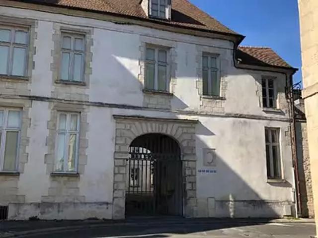 Laon 02000 Achat / Vente appartement 2 pièces t2 cave