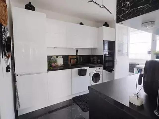 Laon 02000 Achat / Vente appartement 3 pièces t3 au dernier étage cave