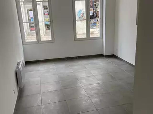 Laon 02000 Achat / Vente immeuble 3 pièces