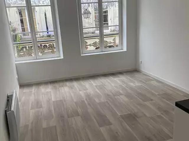 Laon 02000 Location appartement 1 pièce t1