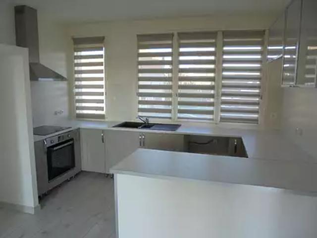 Laon 02000 Location appartement 1 pièce t1 balcon