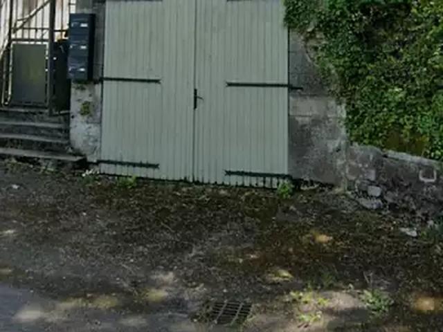 Laon 02000 Location parking