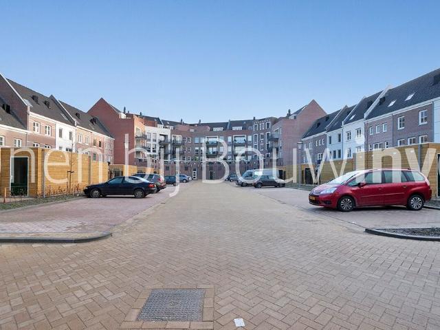 Laan door de Veste 138