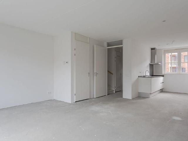Laan van Surrey 6