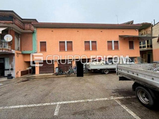 Laboratori per arti e mestieri di 95 mq in vendita a Fossalta di Piave Rif. 4547233