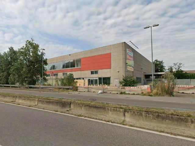 Laboratorio da ristrutturare a Milano